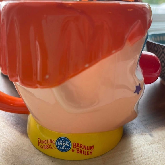 Ringling Bros Barnum Bailey circus clown mug - Picture 2 of 6